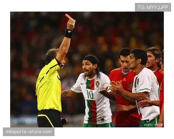 足球禁赛规则详解：累计黄牌与红牌判罚标准及执行流程