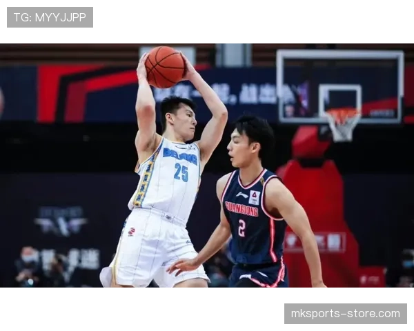 铲球犯规的判罚依据及裁判标准详解