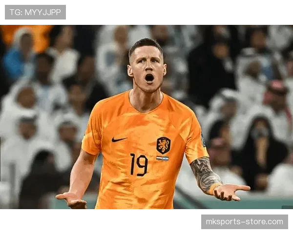 从内部分裂到外部迷失，曼联究竟该如何走出这场战术与阵容的双重危机？